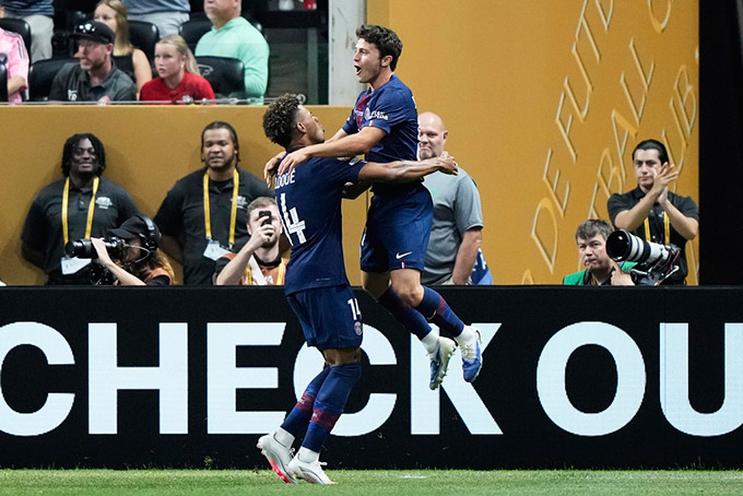 Neves là thứ vũ khí rất quan trọng của HLV Luis Enrique