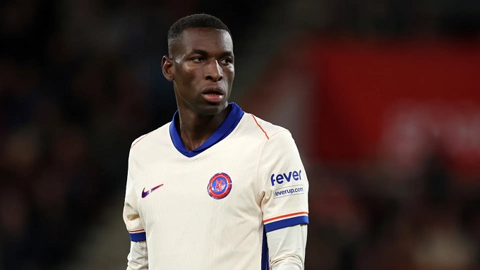  Nicolas Jackson được Arsenal tăm tia