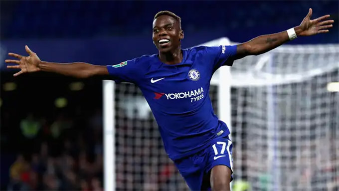 Anh từng tỏa sáng trong màu áo các đội trẻ Chelsea, các đội tuyển U17, U19 và U21 Bỉ