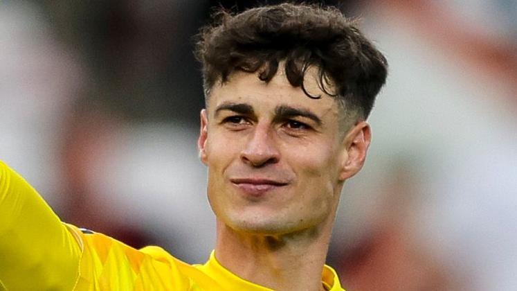 Trong mắt Arsenal, Kepa là một thủ môn giàu kinh nghiệm, hiểu rõ giải đấu và giá rẻ