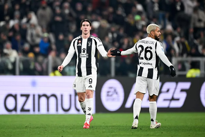 Vlahovic và Luiz là hai lựa chọn tuyệt vời cho MU