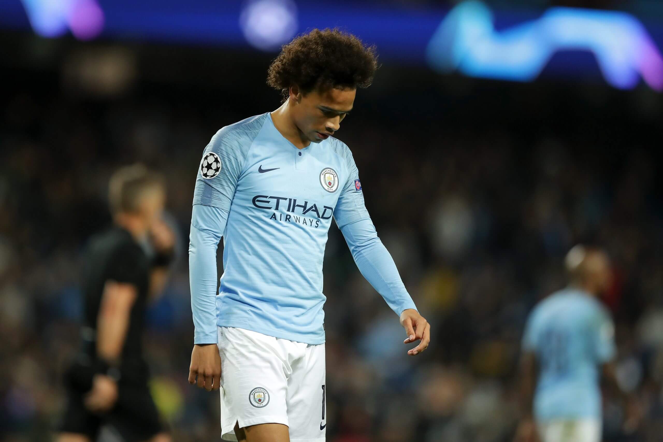 Sane đã ghi được 39 bàn/135 trận và giành chức vô địch Premier League 2 lần nhưng vẫn bị coi là thất bại