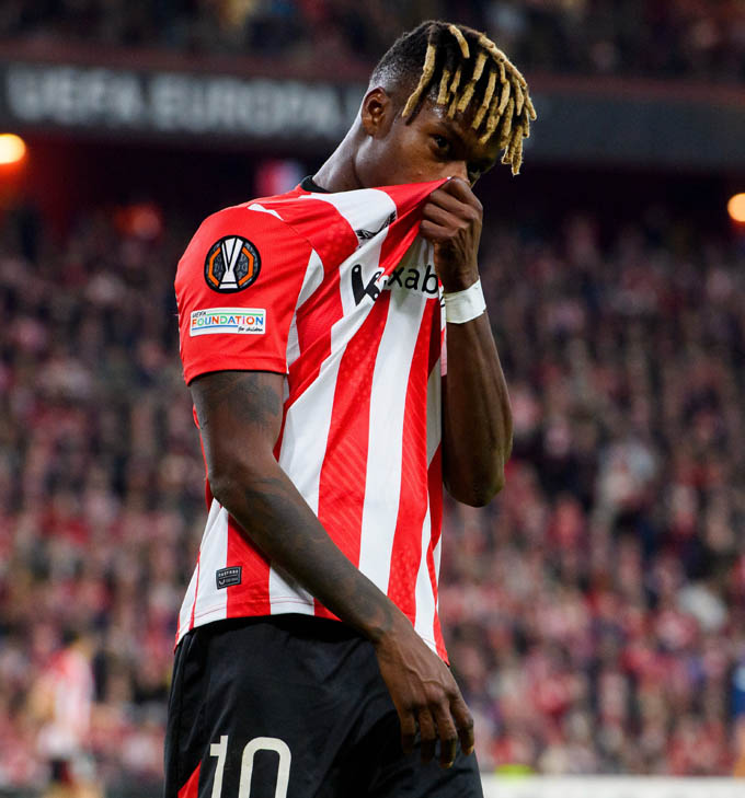 Nico WIlliams vẫn ở lại Bilbao