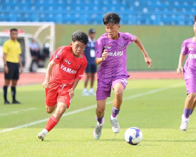 Hai đội U13 Becamex Bình Dương và U13 Bình Dương chia điểm nhau 