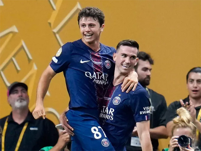 PSG cũng hạ quyết tâm chấm dứt chuỗi toàn thua trước Bayern ở con số 4