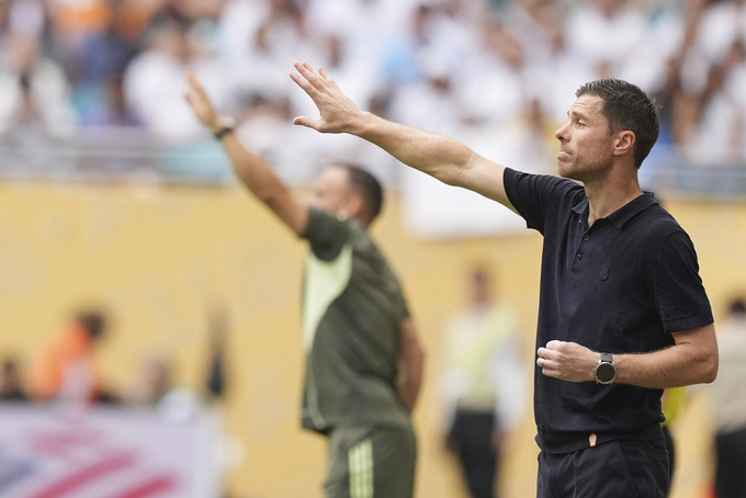 HLV Xabi Alonso của Real Madrid đang nhận được rất nhiều lời khen tại FIFA Club World Cup