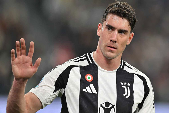 Vlahovic có nguy cơ bị Juventus thanh lý sớm hợp đồng