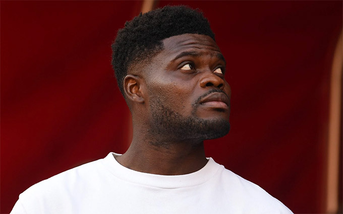 Thomas Partey "ẩn mình" thi đấu tới hơn 3 năm tại Arsenal 