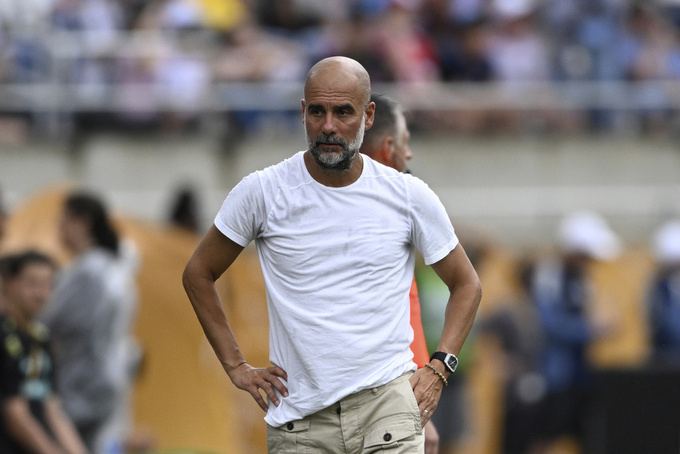 HLV Pep Guardiola nhất thiết phải chuẩn bị "phương án B" cho Rodri