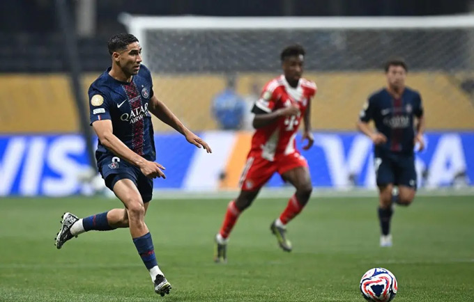 Hakimi đang là siêu hậu vệ của PSG