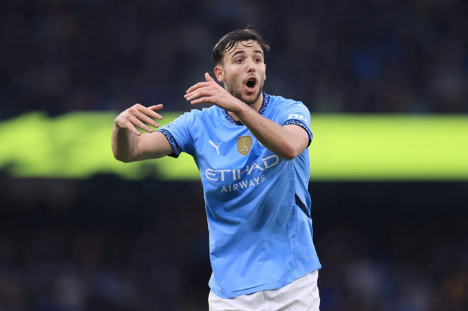Nico Gonzalez biết mình không còn nhiều chỗ đứng ở Man City
