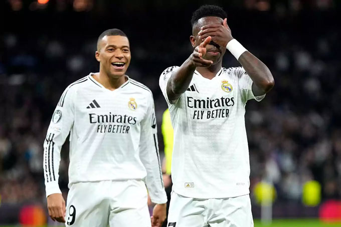 Cả Mbappe và Vinicius đều đang có vấn đề
