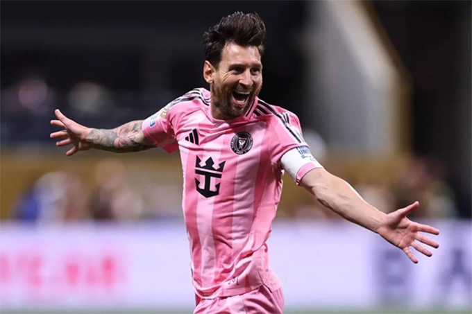 Messi tỏa sáng với cú đúp bàn thắng