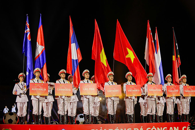 Nghi thức chào cờ tại lễ khai mạc