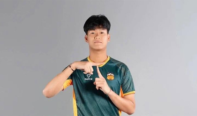 Thủ môn trẻ 20 tuổi, cao 1m98 Nguyễn Vũ Khang gia nhập Ninh Bình ở mùa giải năm nay 