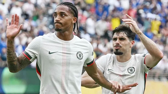 Những cầu thủ tấn công nguy hiểm của Chelsea như Joao Pedro và Pedro Neto có thể khai thác điểm yếu phòng ngự của Hakimi