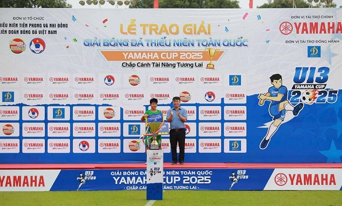 Cầu thủ xuất sắc nhất Triệu Đình Đăng (Nam Định)