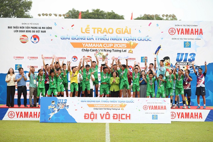 Nam Định vô địch sau loạt luân lưu 