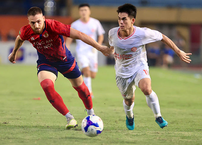 V.League duy trì số lượng ngoại binh ở mức vừa phải - Ảnh: Phan Tùng 