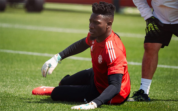 MU gặp vấn đề lớn khi Andre Onana chấn thương