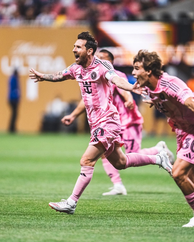 Barca mong muốn Lionel Messi trở lại dự lễ khánh thành sân Camp Nou mới