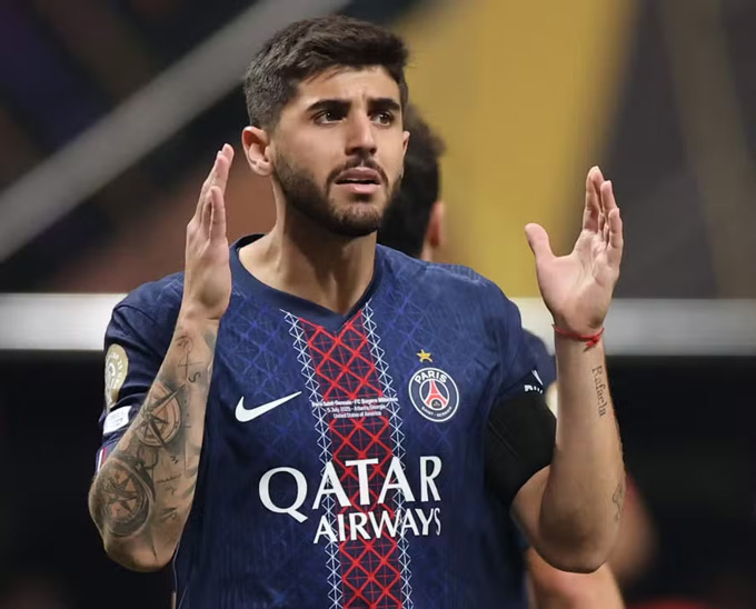 Beraldo đã nộp đơn xin rời PSG