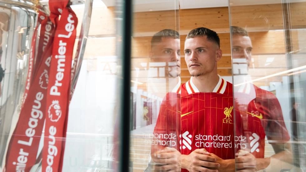 wirtz chưa biết bao giờ sẽ có trận ra mắt Liverpool