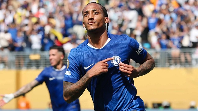 Joao Pedro ra mắt Chelsea rất ấn tượng