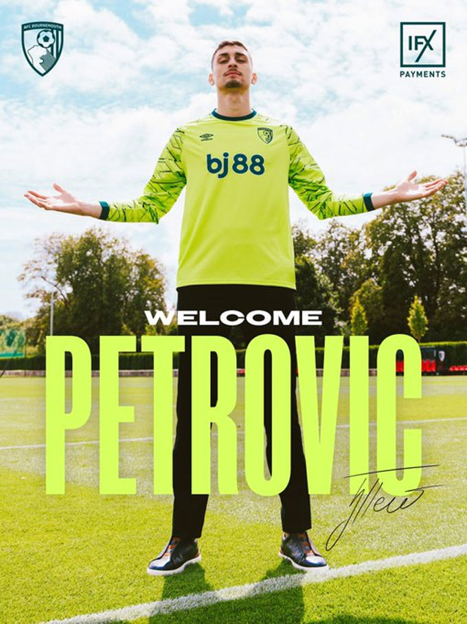 Petrovic đã chính thức gia nhập Bournemouth