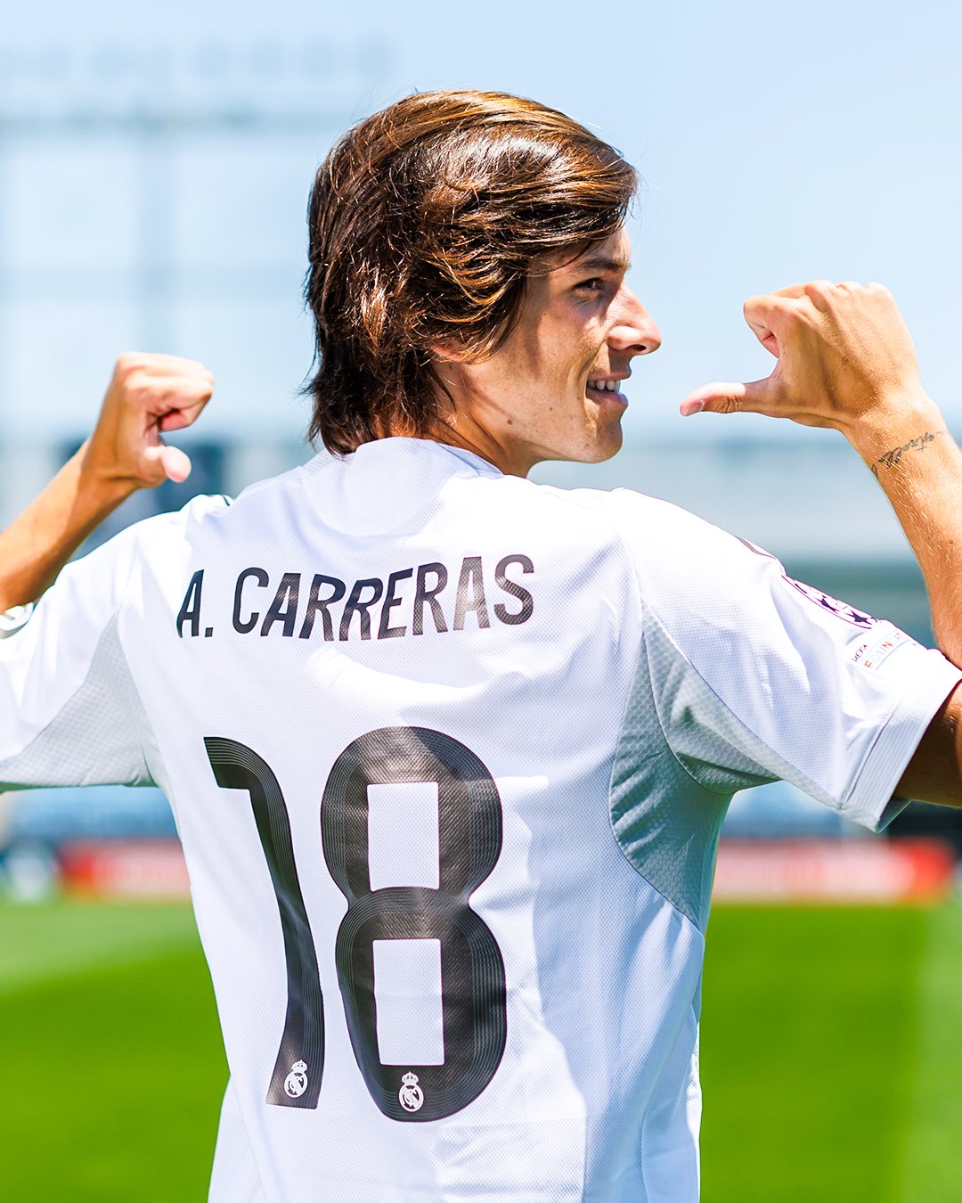 Alvaro Carreras sở hữu số 18 tại Real Madrid