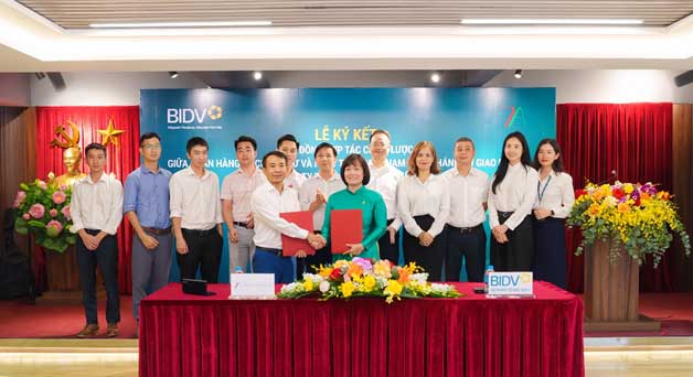 Buổi lễ ký kết giữa BIDV Sở Giao dịch 3 và Công ty Thiên An khẳng định định hướng tiên phong của BIDV trong thời kỳ chuyển đổi số