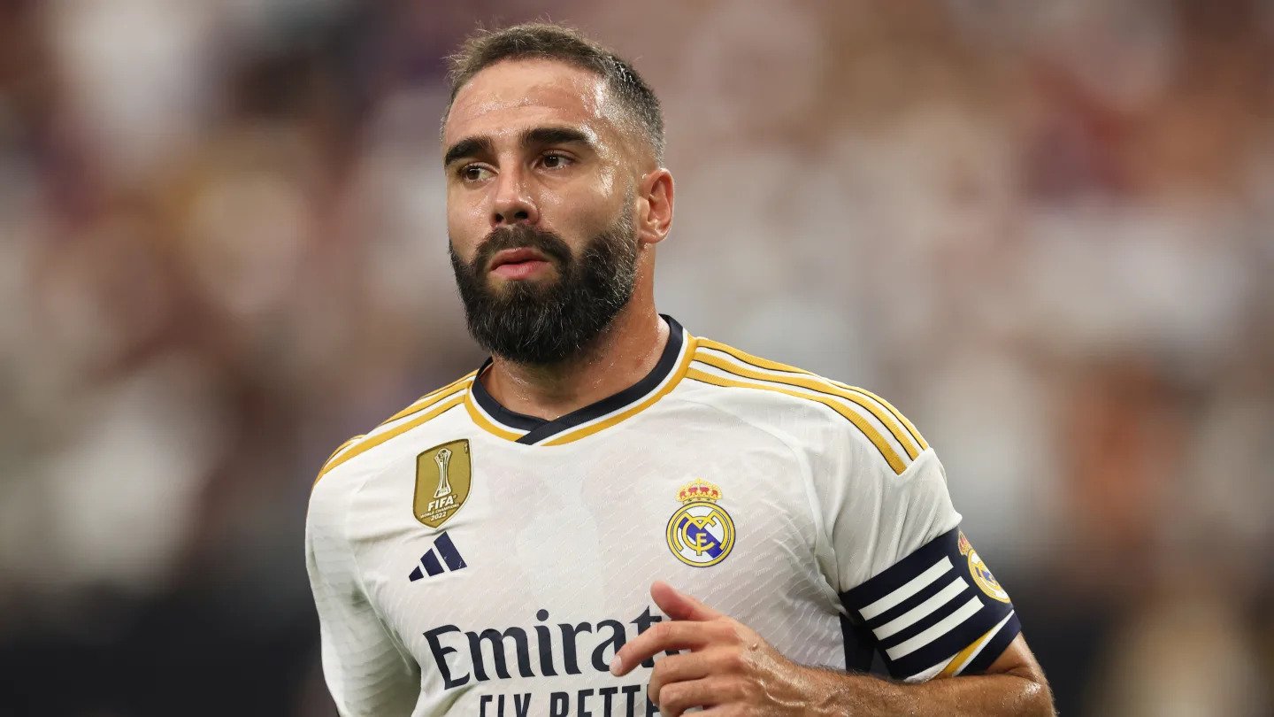 Dani Carvajal cũng phải phiêu bạt 1 năm trước khi tái hồi Real và trở thành đội trưởng đội một