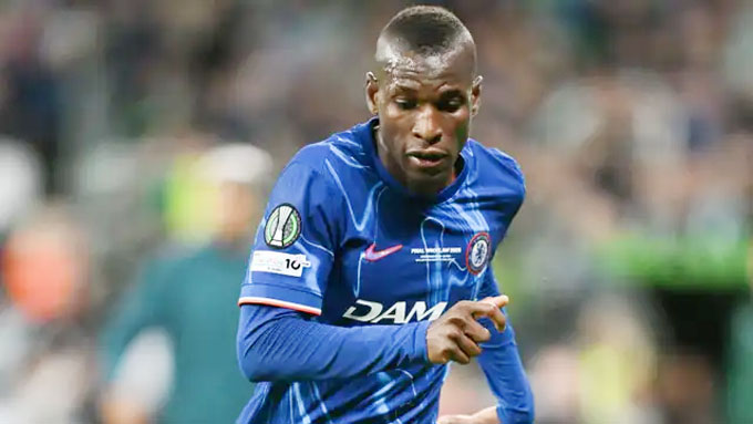 Jackson có nguy cơ mất vị trí tại Chelsea do sự xuất hiện của Delap và Joao Pedro