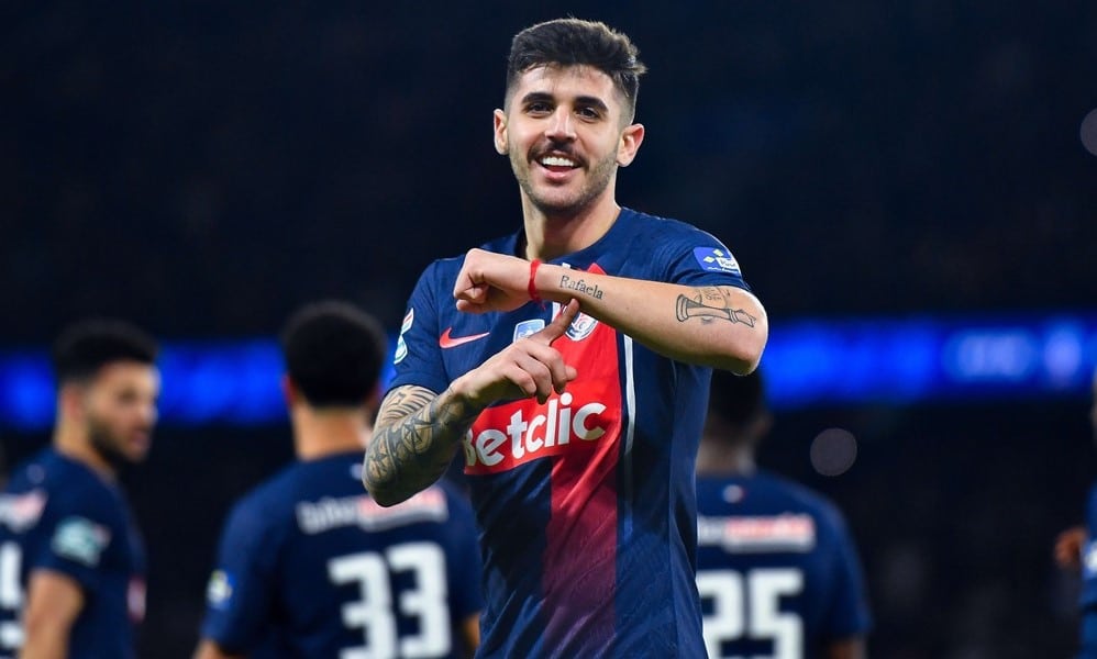 Lucas Beraldo trong màu áo PSG