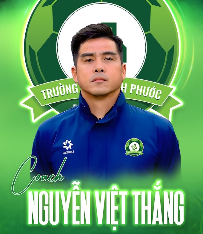 HLV Nguyễn Việt Thắng ra mắt CLB Bình Phước 