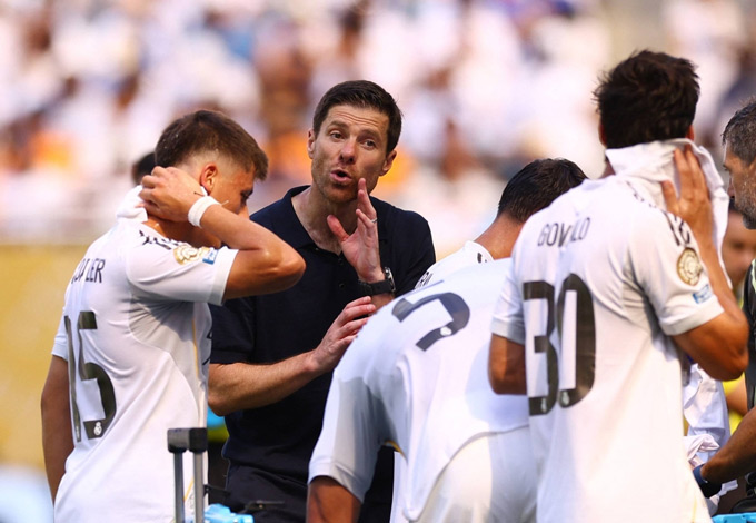 Real Madrid đã thực hiện cuộc cách mạng chưa từng có trong lịch sử CLB