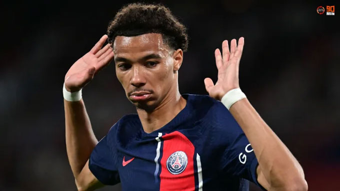 Ekitike có quãng thời gian đầy chật vật tại PSG