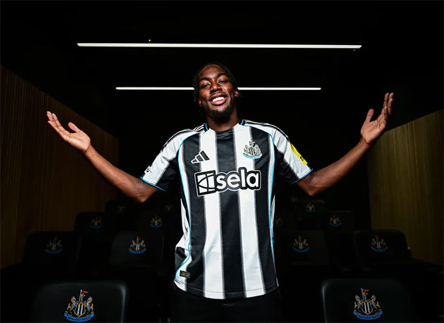 Elanga mới rời Nottingham Forest để chuyển sang khoác áo Newcastle