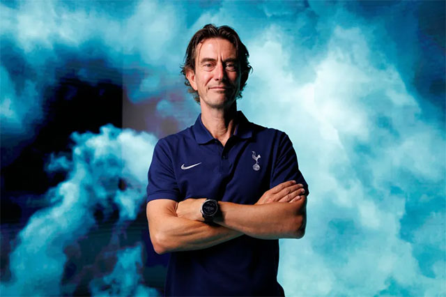 HLV Frank mới nhận lời dẫn dắt Tottenham