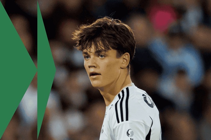 Sverre Nypan gia nhập Man City với giá 12,5 triệu bảng