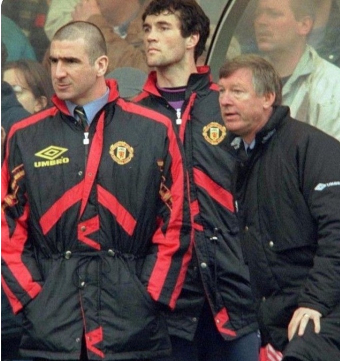 Cựu HLV Alex Ferguson luôn lấy Cantona ra để làm gương cho các thế hệ học trò