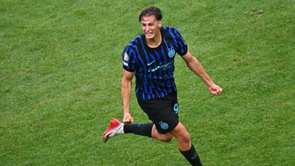 Pio Esposito được xem là 'số 9' kế thừa của Inter