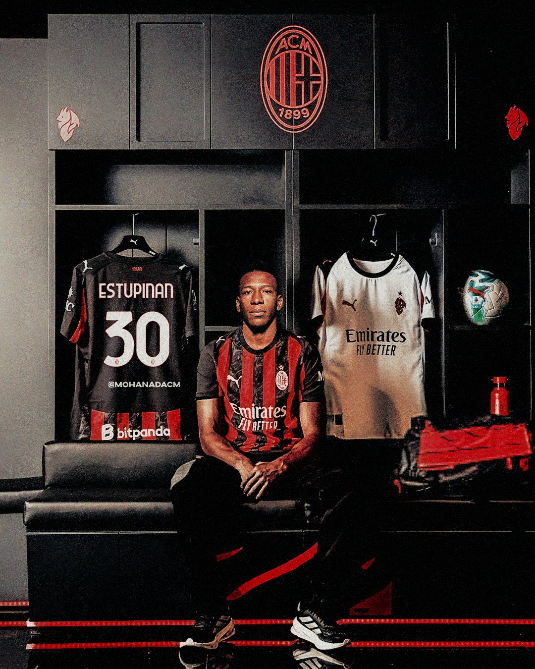Estupinan chờ ngày ra mắt Milan