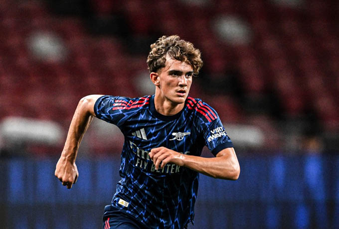 Max Dowman ra mắt đội một Arsenal ở trận thắng Milan