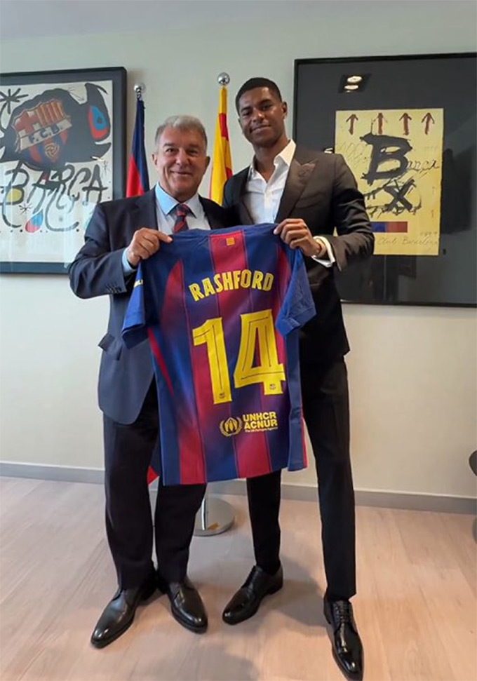 Rashford sẽ mặc áo số 14 tại Barca