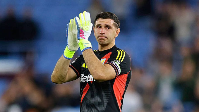 Aston Villa hét giá Martinez tới 40 triệu bảng