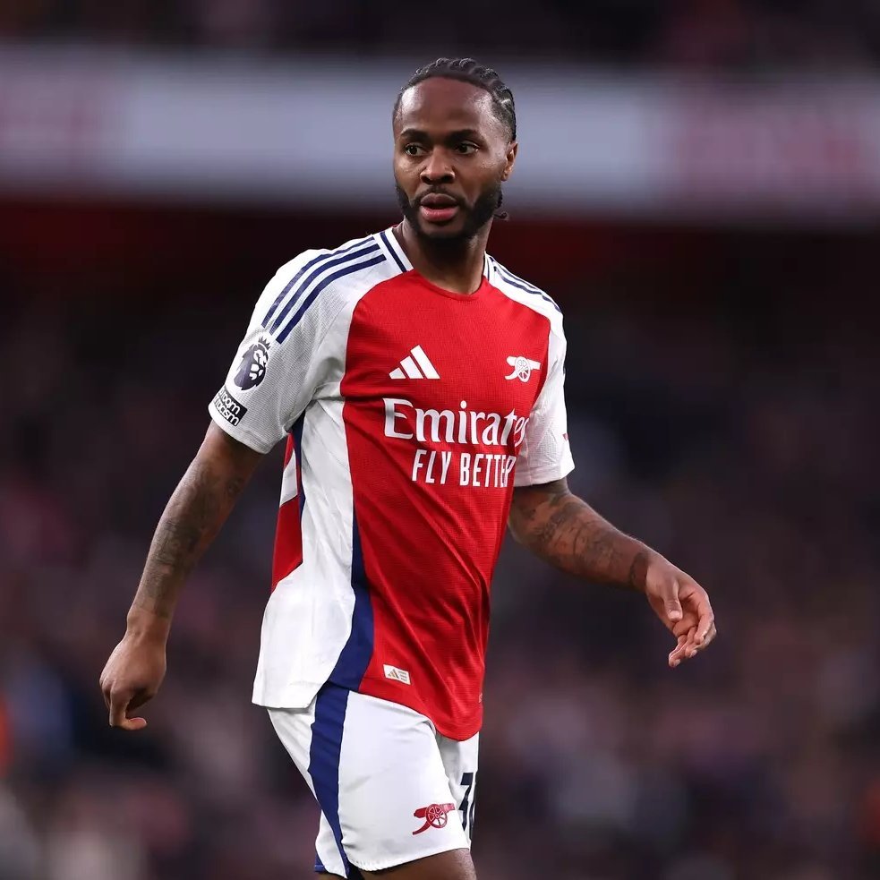 Sterling từng vô hại khi khoác áo Arsenal