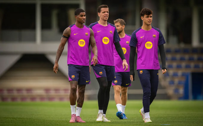 Rashford đã bắt đầu tập luyện tại Barca