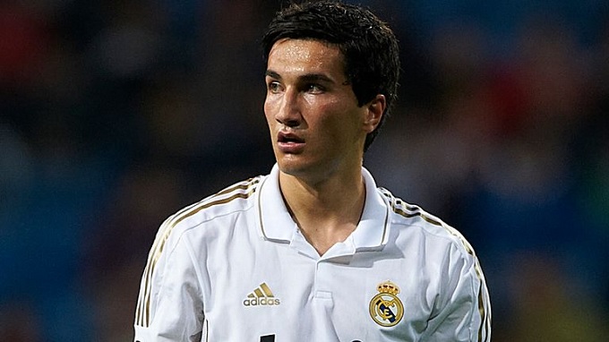 Wenger bỏ lỡ Sahin vì chần chừ