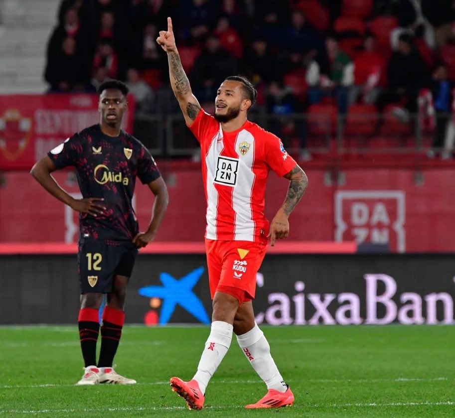 Suarez sẽ bùng nổ ở Sporting như từng làm với Almeria?
